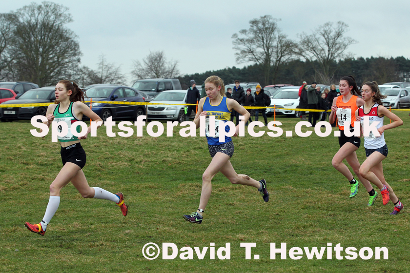 Womens under-17 Northern Cross Country Champs., Camp Hill Estate, Kirklington.  Photo: David T. Hewitson/Sports for All Pics